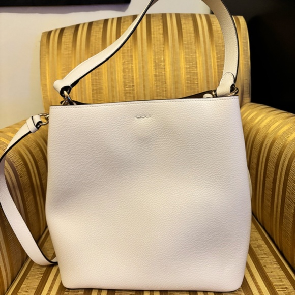 White Coach Bucket Bag - Picture 2 of 4